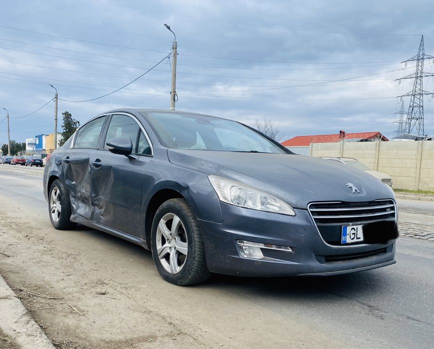 Peugeot 508 usor avariat