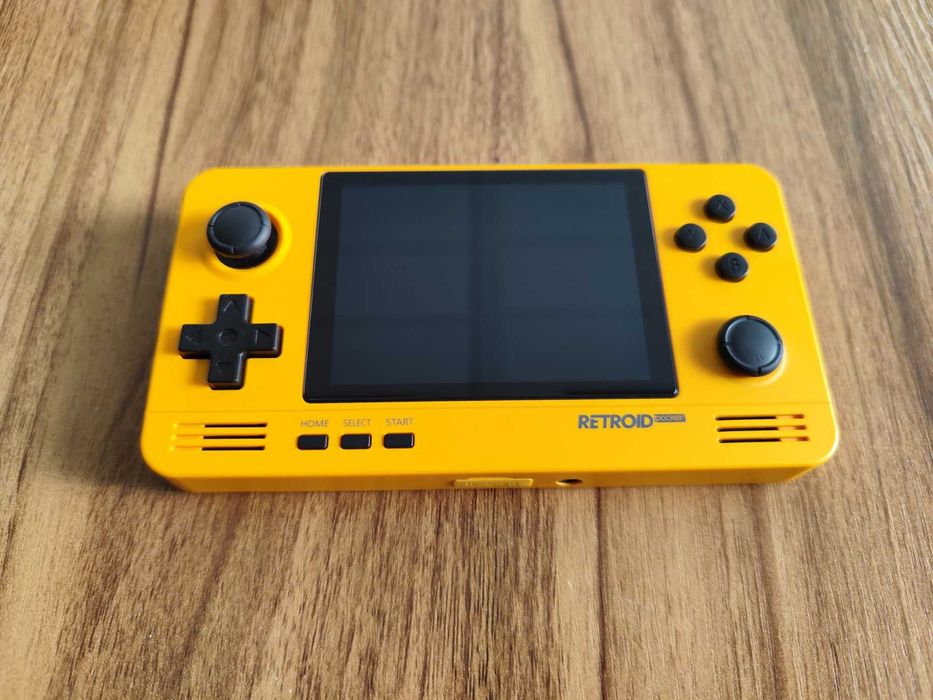 Retroid Pocket 2 Plus Емулатор за ретро игри - ретро гейминг конзола