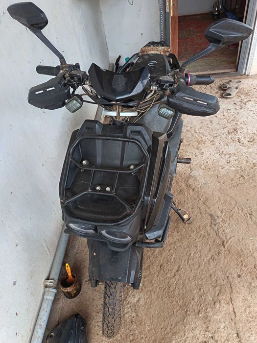 Скутер bonvi markada