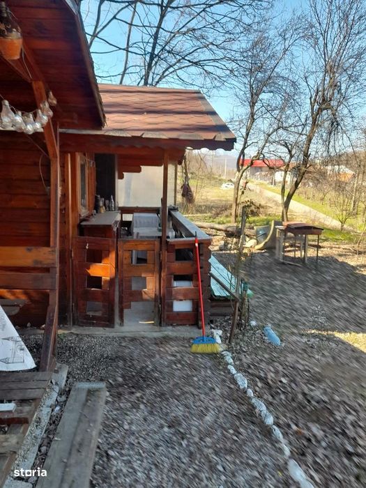 Vanzare cabana+ teren intravilan 1050mp, casa de vacanta/locuinta