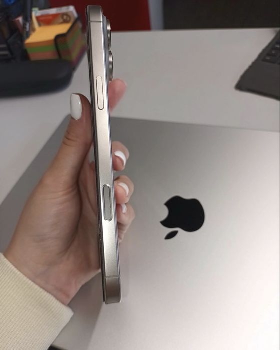 iPhone 16 PRO MAX  Natural Titanium  Accept Schimburi