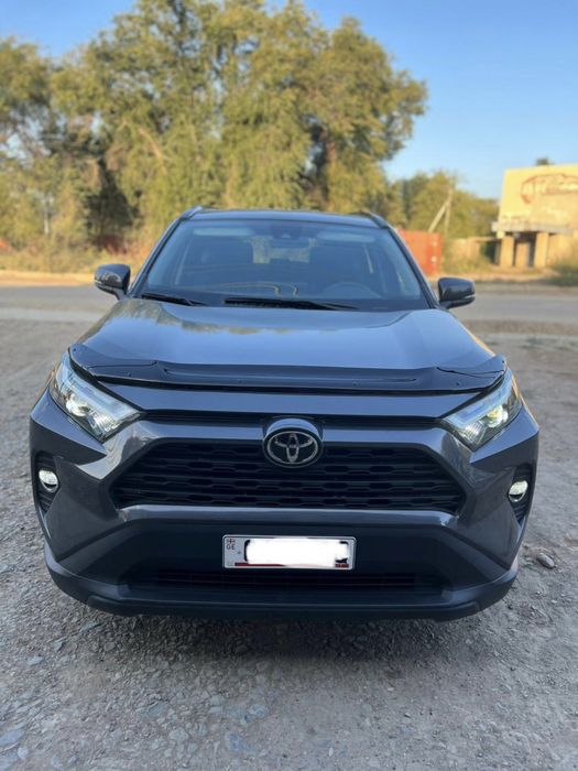 Продам тoyota RAV4