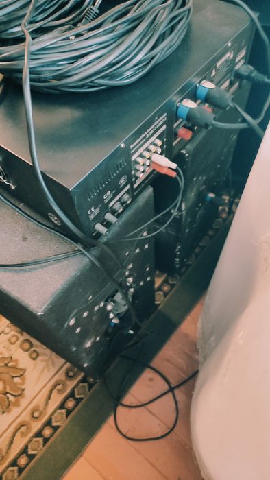 Усилитель с колоннами