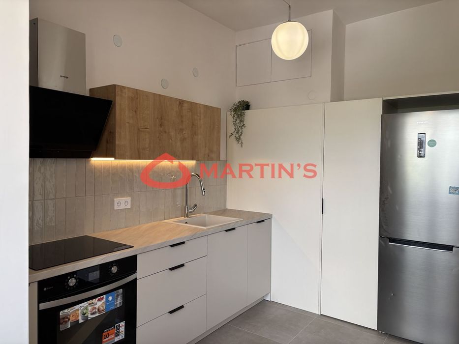 Дава се под наем Тристаен апартамент в София, Център - 84 кв.м за 1000 € - Снимка #12