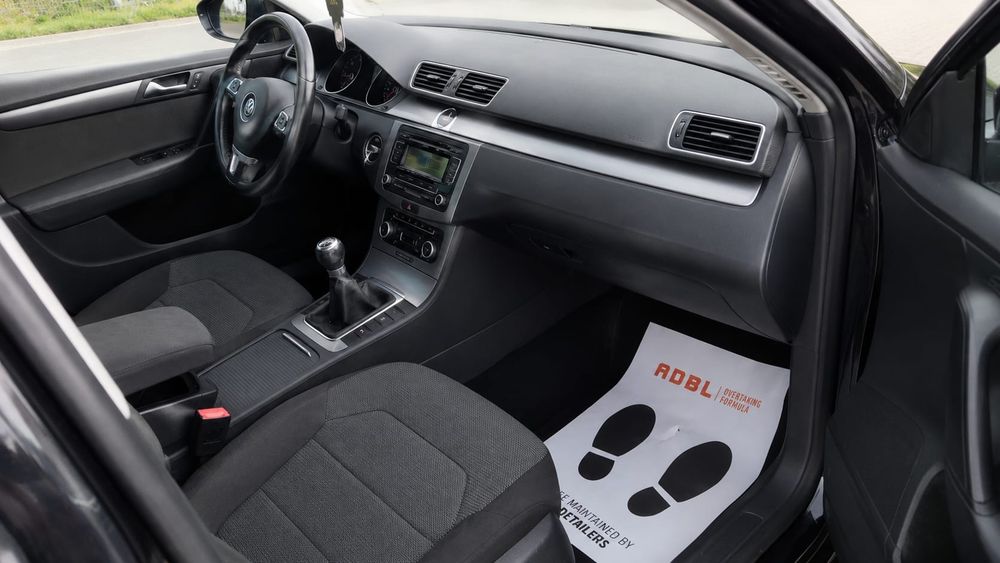 VOLKSWAGEN Passat 2012 — imagine 5