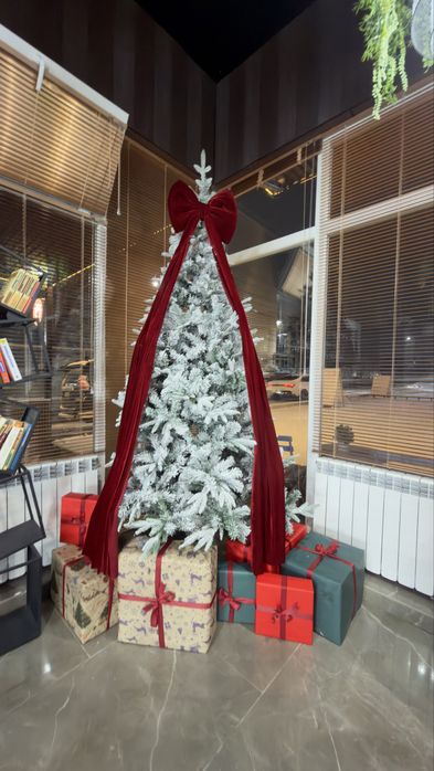 Ёлка  в комплекте бант