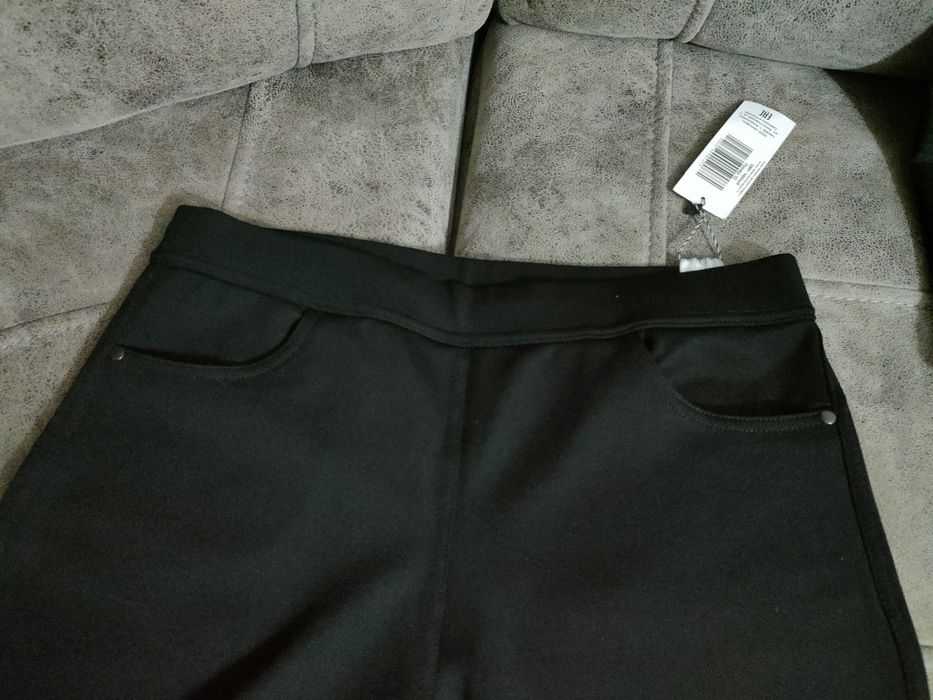 Продам женские брюки.