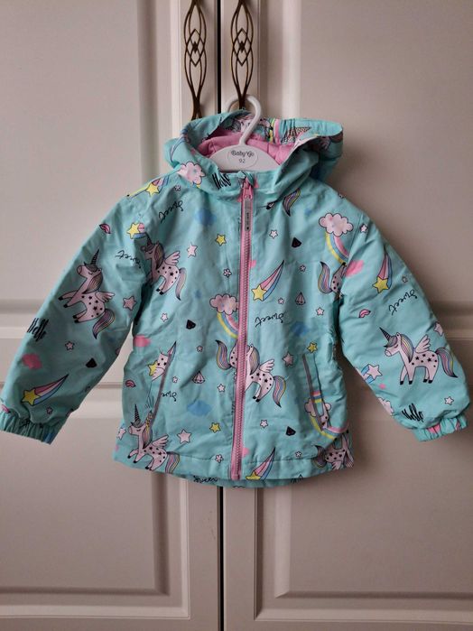 Продам курточку для девочки