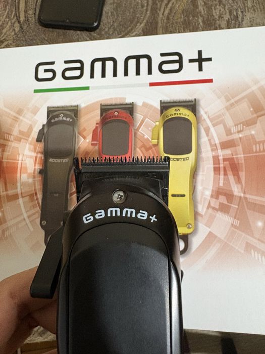 Продавам машинка Gamma + Boosted
