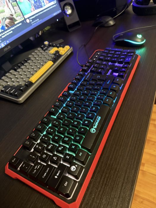 Tastatura Marvo si mouse Logitech de Gaming! Super ieftin!