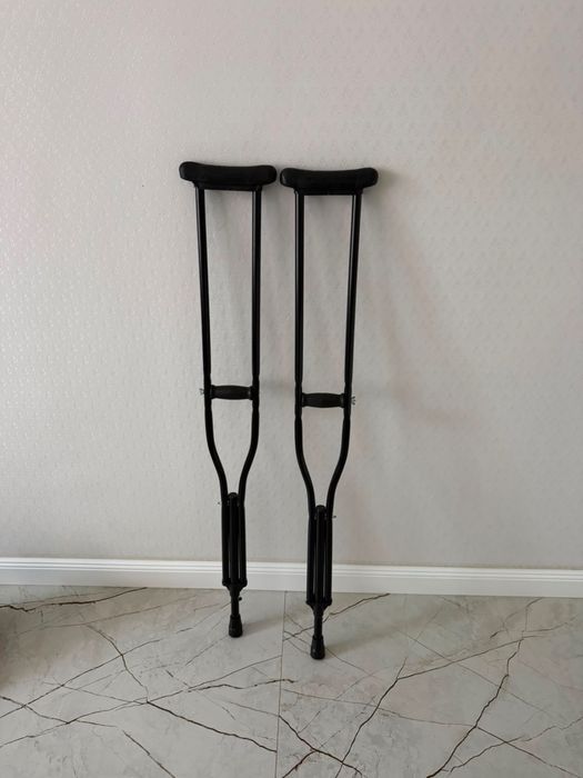 Продам костыли, новые