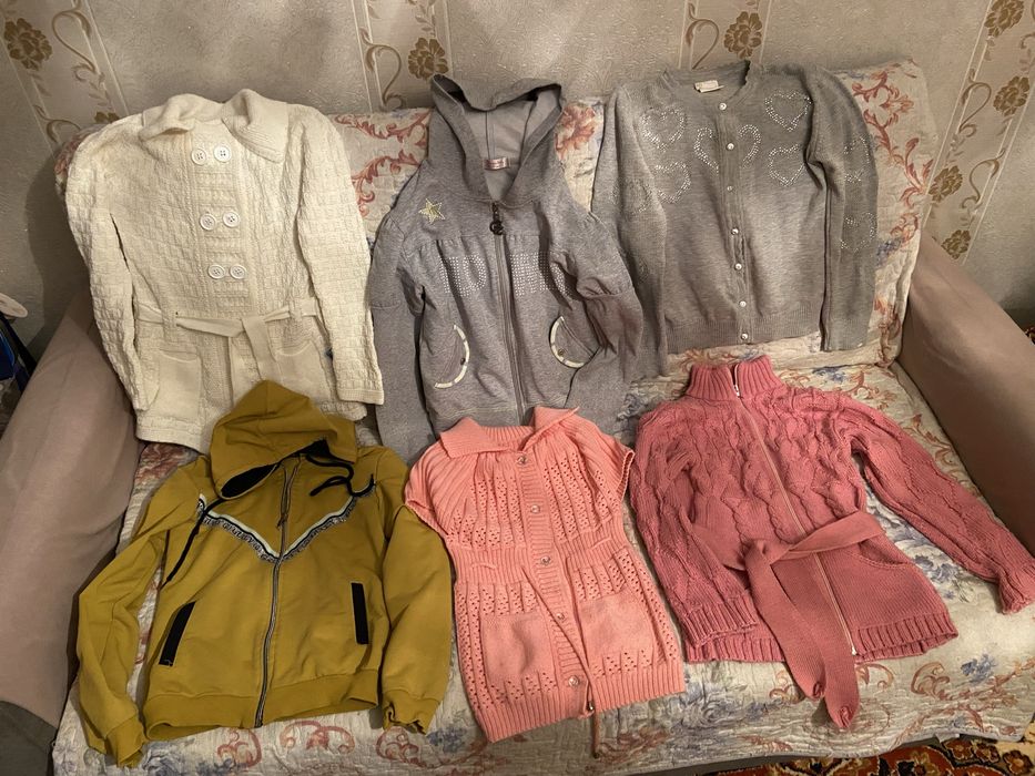 продам одежду детскую