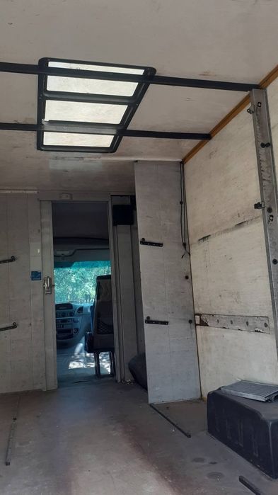 Mercedes Sprinter Cub Autorulota vulcanizare service catering