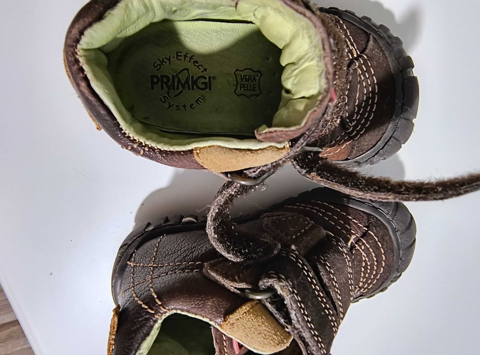 Лот детски есенно-зимни обувки