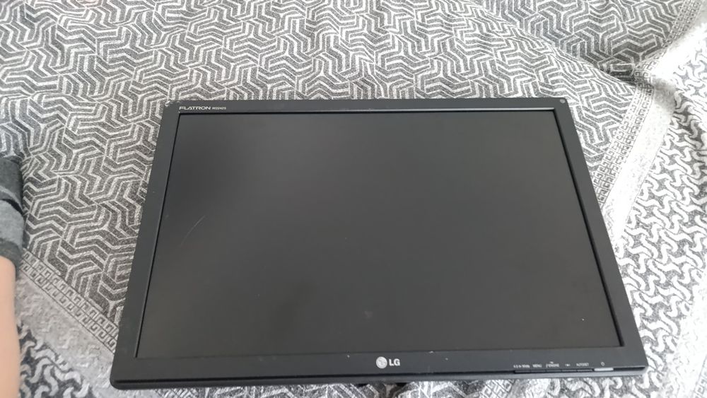 Lg Flatron w2242ST