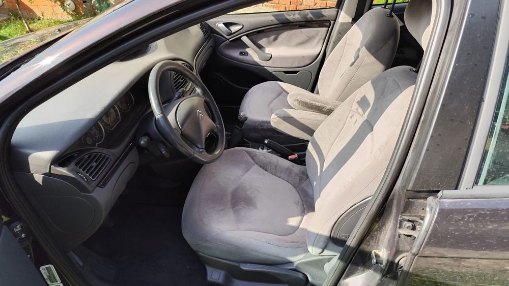 Dezmembrez Citroen c5 1,6 2007. Masina funcționează perfect .