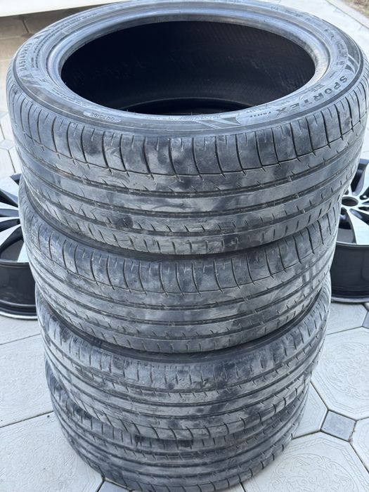 245/45R19 Triangle sportex