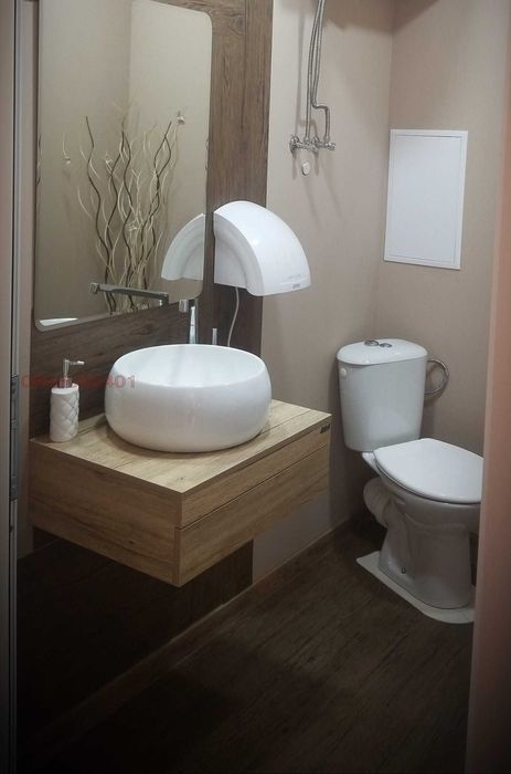 Дава се под наем  в Плевен, Идеален център -  кв.м за 127.5 € - Снимка #7