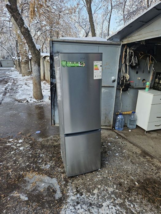 Продаётся холодильник Артел в идеальном состояние