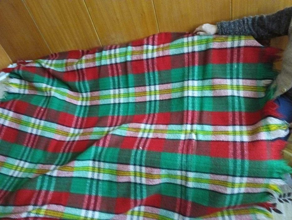 Родопски одеала, ръчно тъкан губер