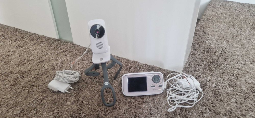 Бебефон Motorola