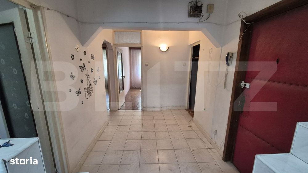 Apartament cu 4 camere de vanzare, 69.51 mp,  Micro 17