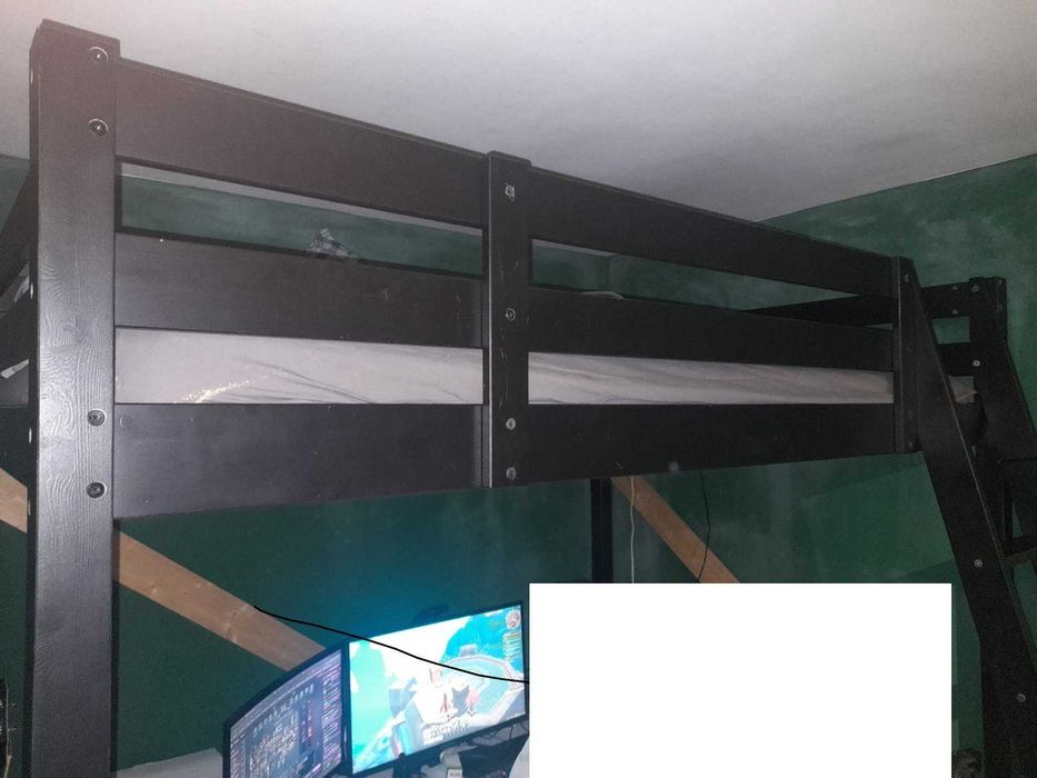 Vand pat suprainaltat negru IKEA