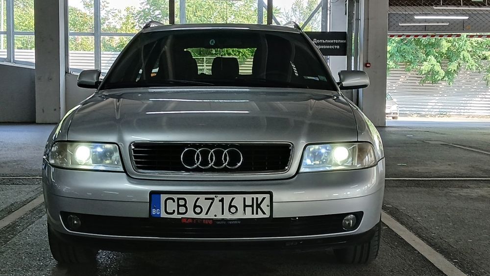 Продавам Audi A4 1800 Т/110kw/150k.ГАЗ/Бензин  #КЛИМАТРОН# Всичко Платено 1999€