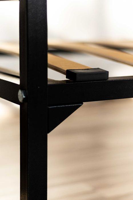 Кровать металлическая