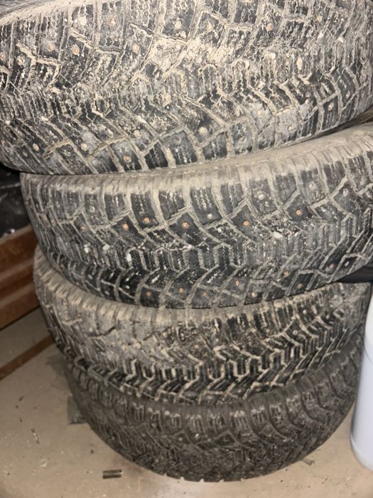 Покрышка шипованные