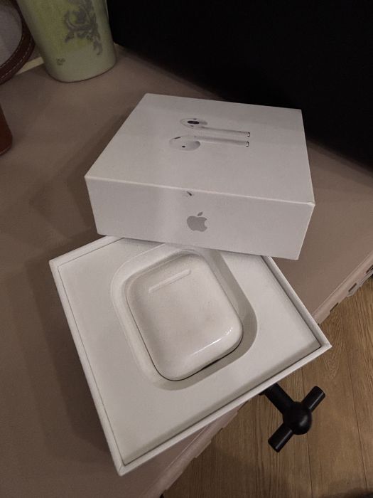 Айрподсы (airpods) 2 серия  оригинал