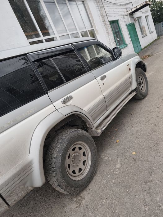 Продам Паджеро 2