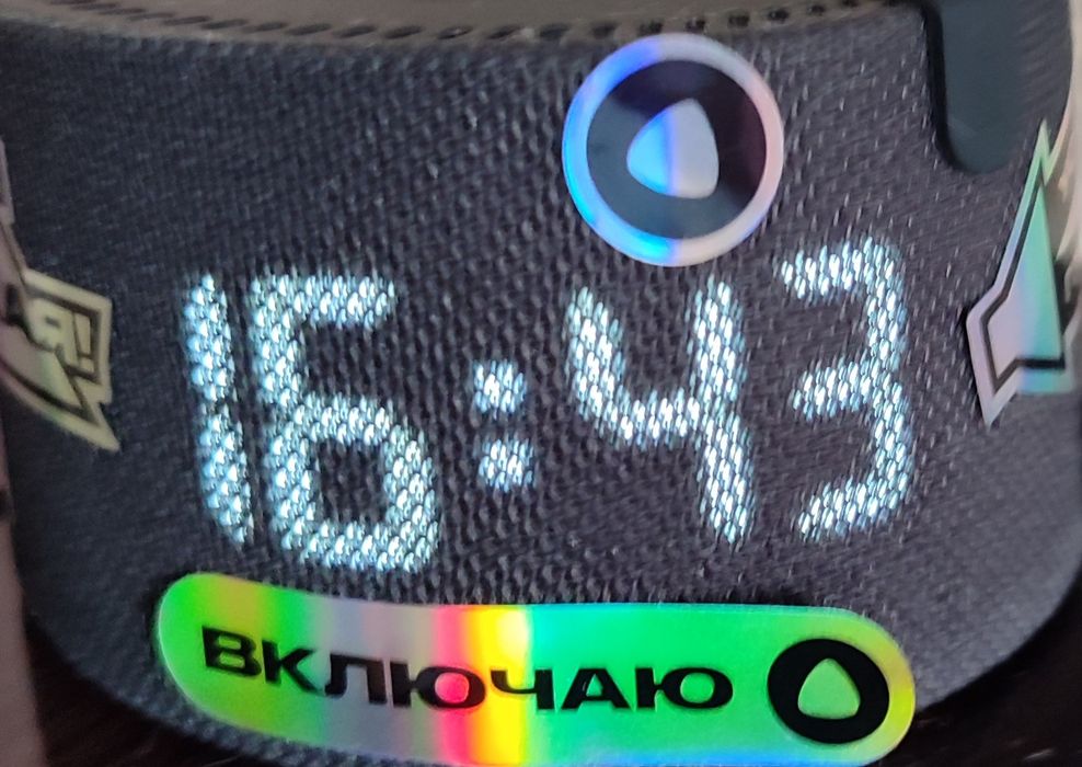 Продам  колонку Алису .