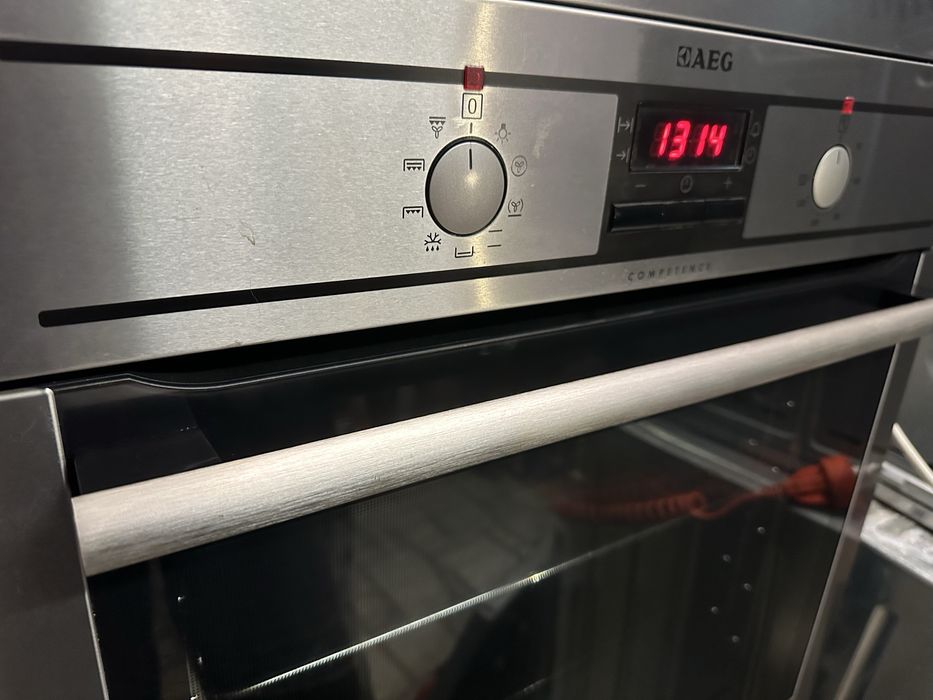 Фурна за вграждане Аег/Aeg