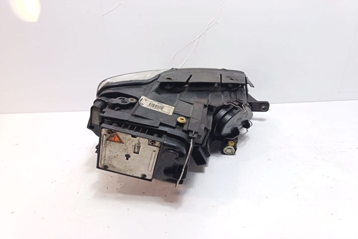 Far stanga cu Xenon complet 3C0941751G Volkswagen VW Passat B6