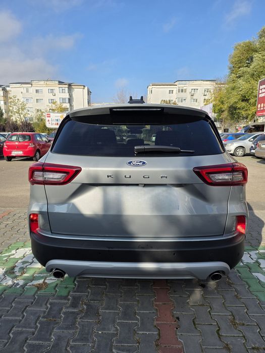 FORD Kuga 2024 — imagine 3