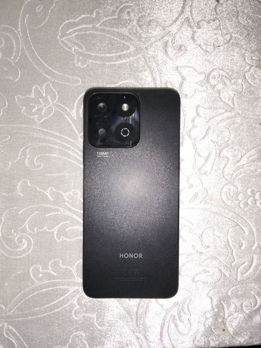 Honor7c  гарантия есть