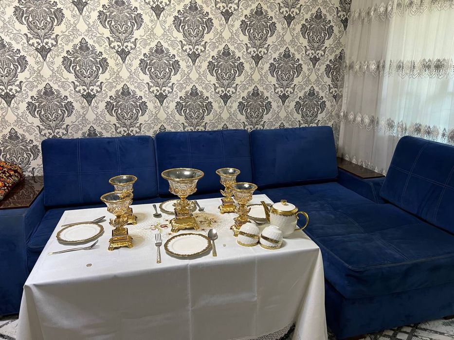 Квартира сотилади 1 хона 2 хона килинган.