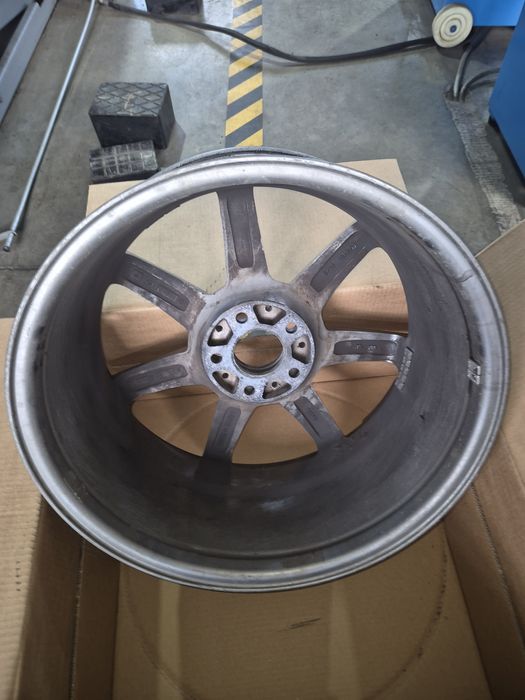 Vand jante Mercedes C, E, G Class AMG