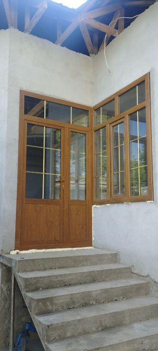 Окна , двери с гарантией. От 500 тыс за кв метр.Плaстиковые Окна двери