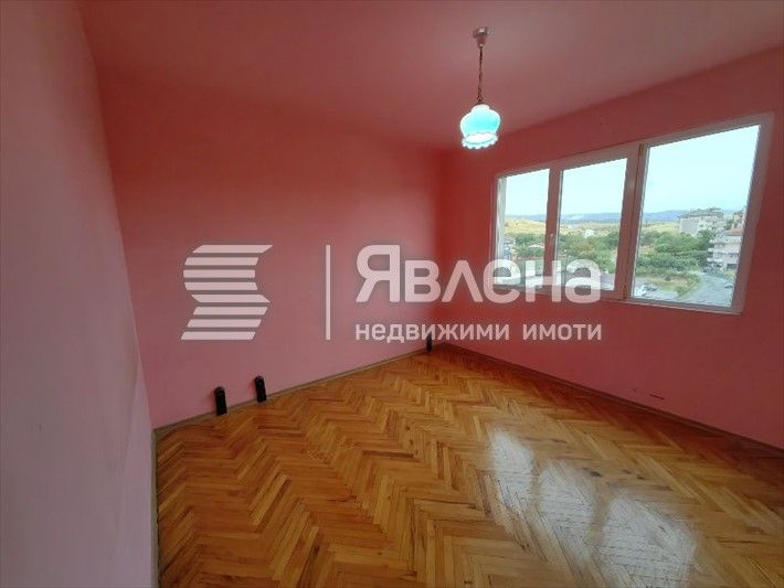 Продава се Тристаен апартамент в Благоевград, Еленово 2 - 84 кв.м за 1072 €/кв.м - Снимка #4