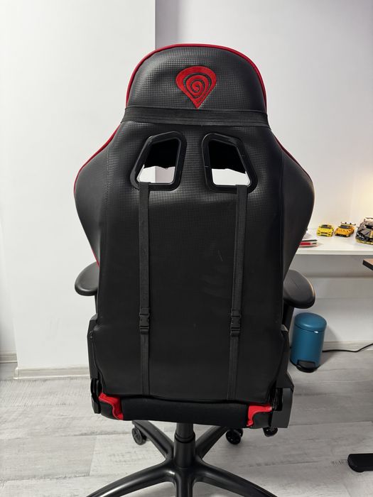Scaun Gaming Genesis Nitro 770 – Ergonomic, Stare Bună