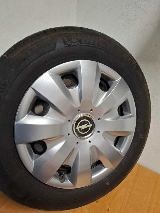 Джанти 15х6J/EТ 48 с гуми Michelin 185/65/15 и тасове OPEL