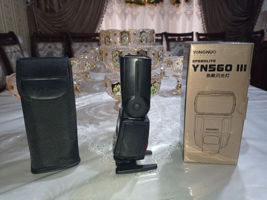 Yongnuo YN 560 lll sotiladi holati yengi ishlatilmagan