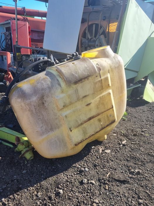 De vanzare rezervor met hardi