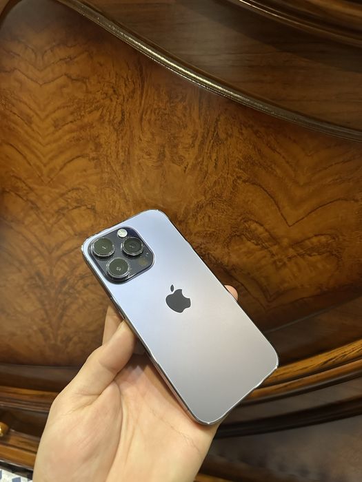 продается iphone 14 pro