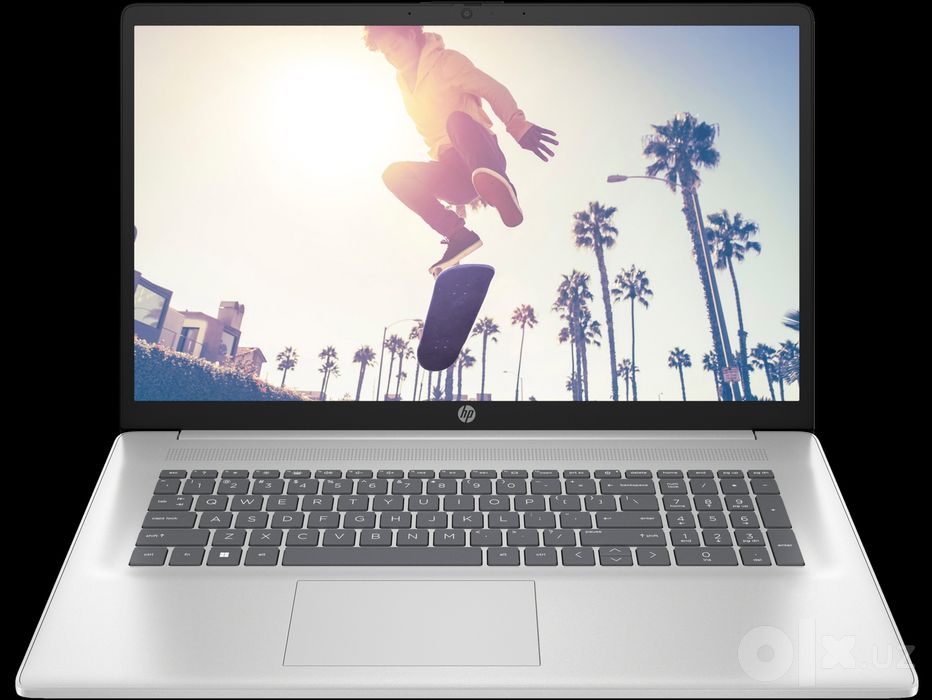 HP Laptop 17 Ryzen 5-7430u/8Gb/512Gb SSD/17.3" Full HD IPS/WINDOWS 11