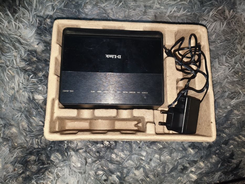 WiFi роутер D-Link DSL-2460U