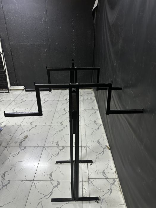 Напольная вешалка