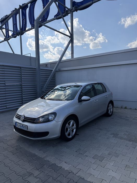 VW Golf VI , 1.6 TDI, 105 CP – an 2011